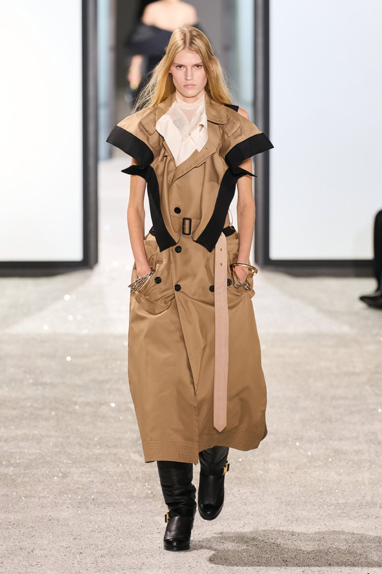 sacai 2025 SPRING SUMMER_004