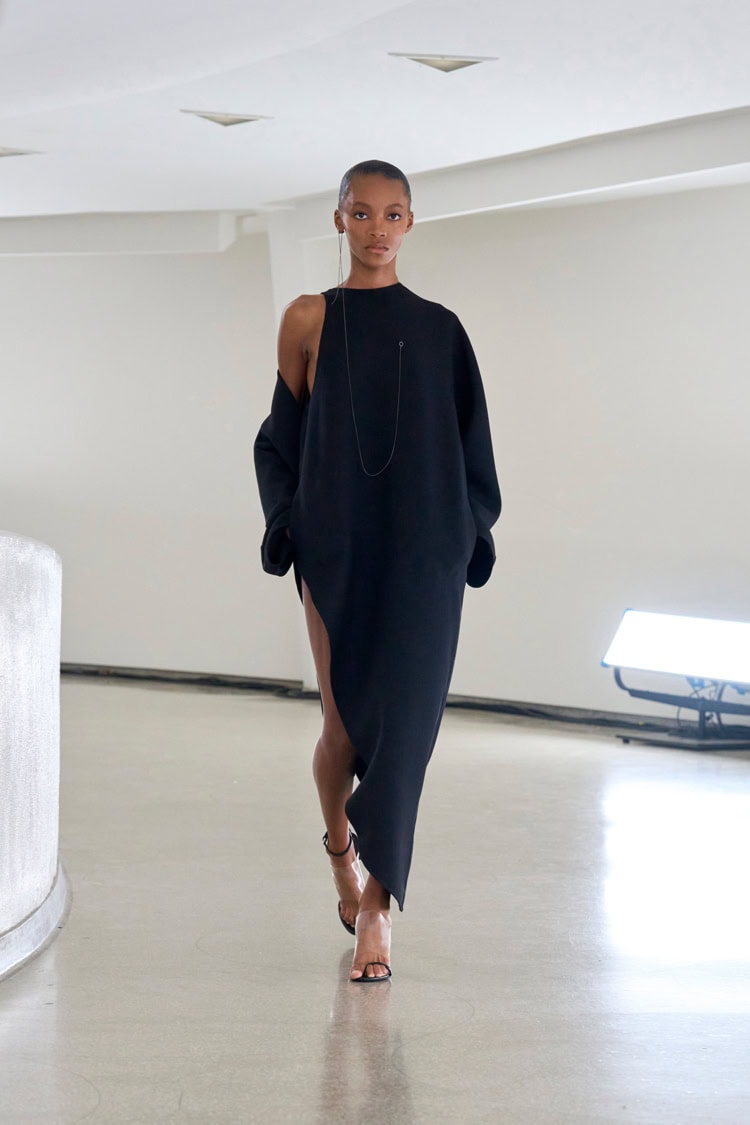 ALAïA 2025 SPRING SUMMER_022