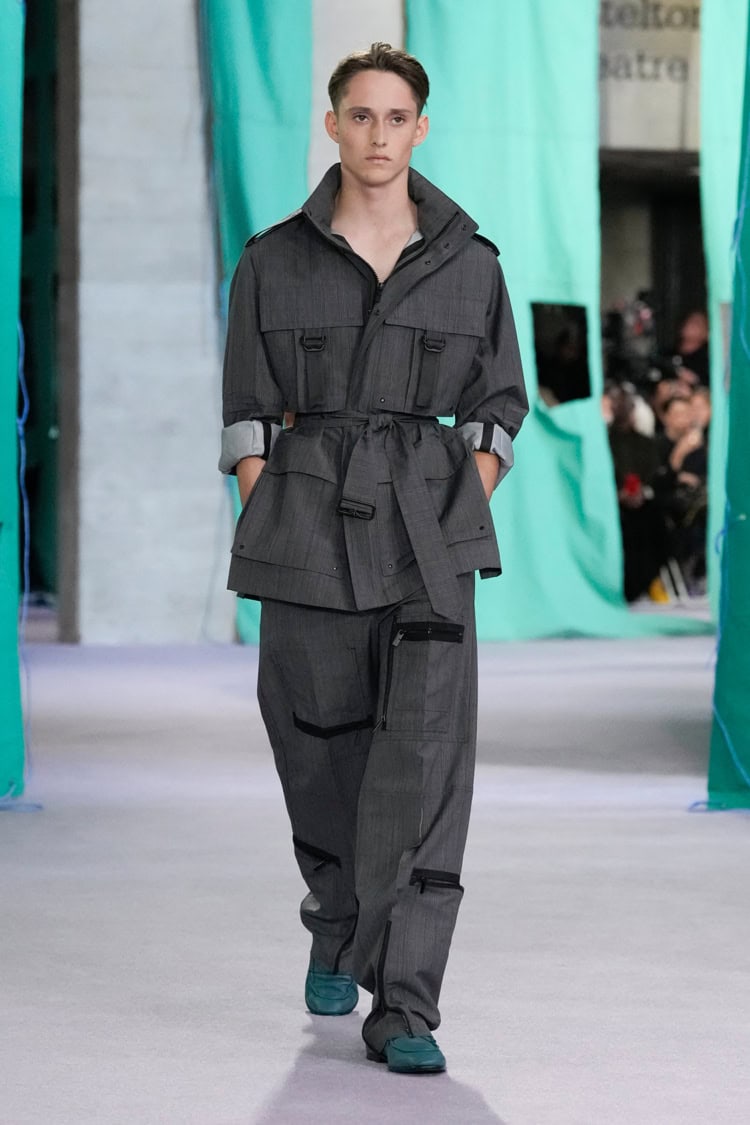 BURBERRY 2025 SPRING SUMMER_020