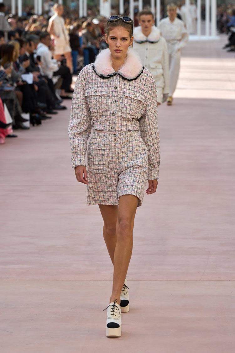 CHANEL 2025 SPRING SUMMER_011