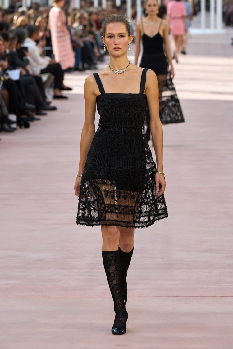 CHANEL 2025 SPRING SUMMER_045