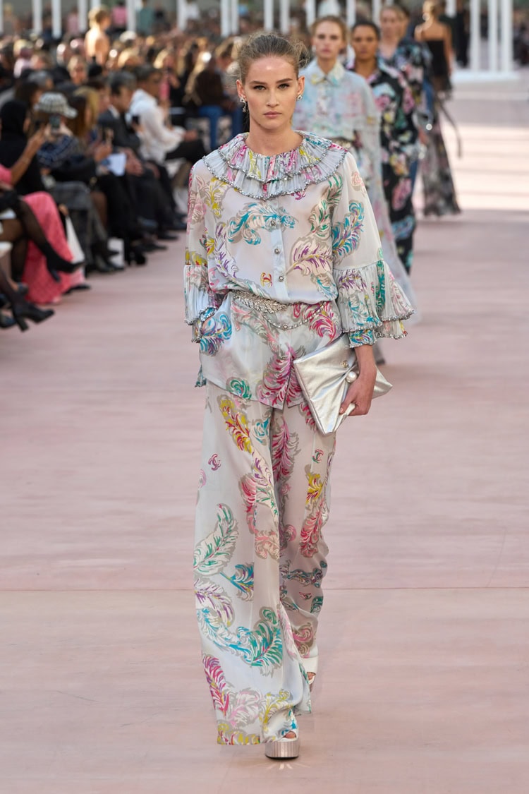 CHANEL 2025 SPRING SUMMER_052