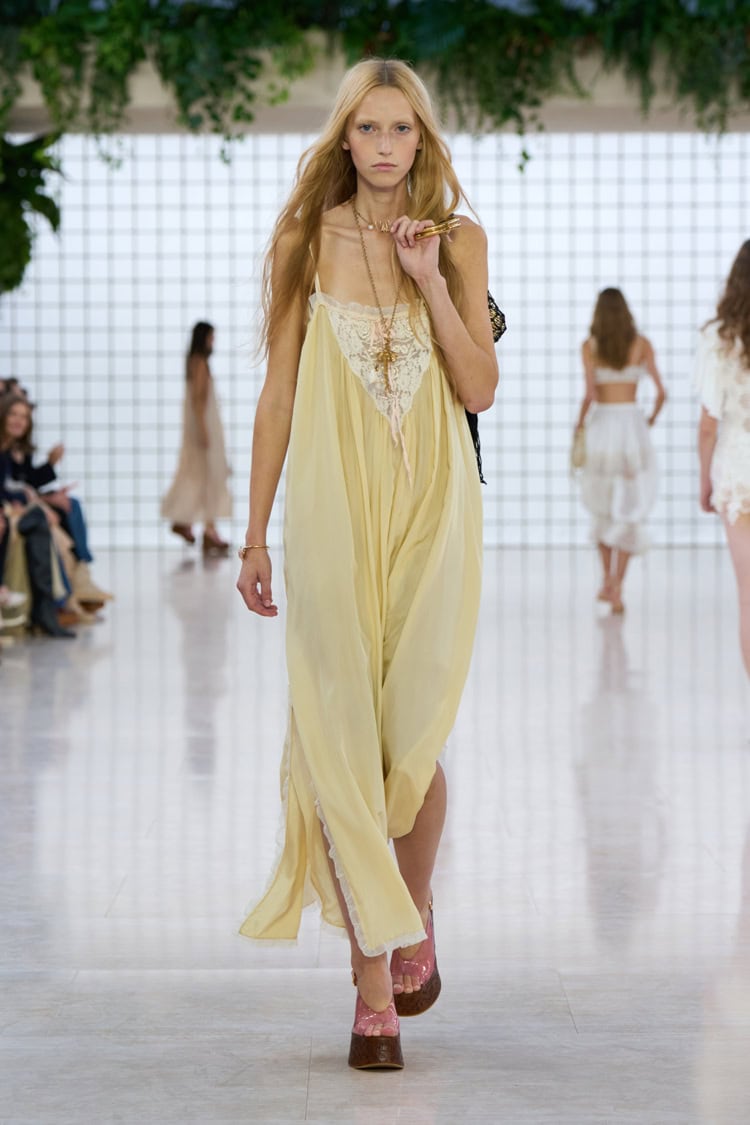 Chloé 2025 SPRING SUMMER_012