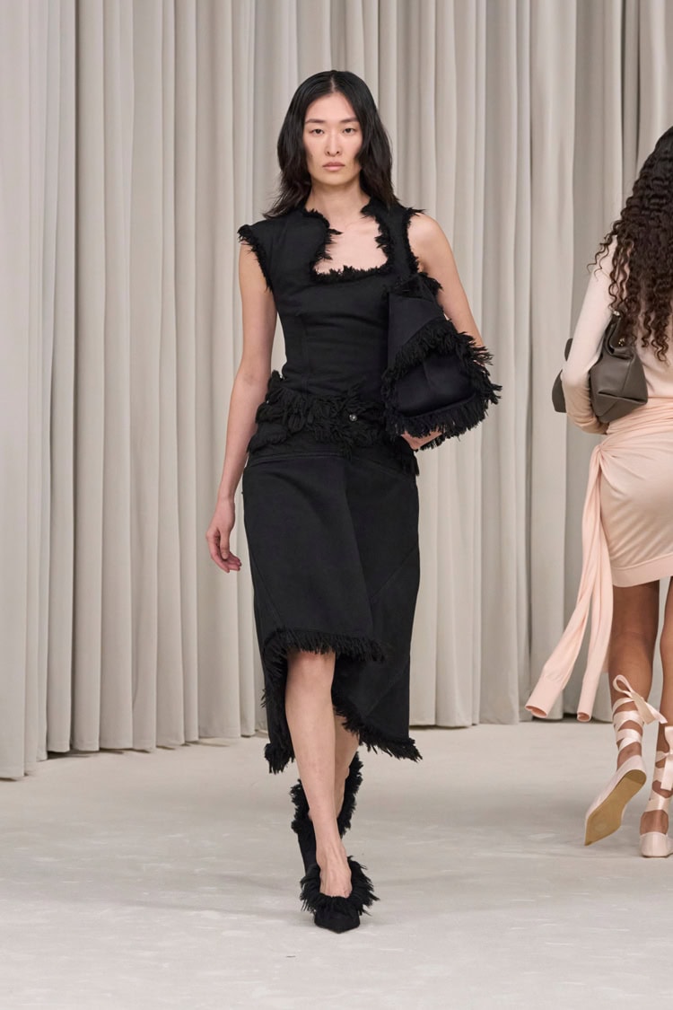 FERRAGAMO 2025 SPRING SUMMER_047