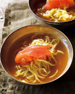 豚バラとトマトの黒酢鍋　黒酢ラーメン