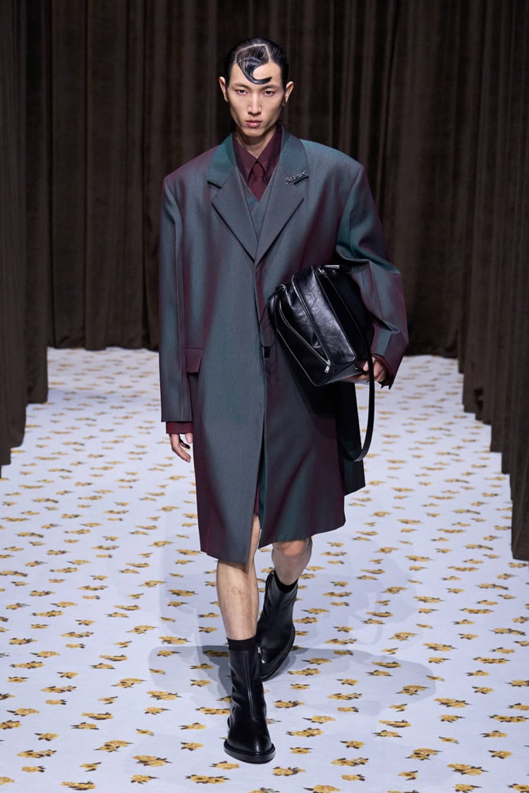 JIL SANDER 2025 SPRING SUMMER_003