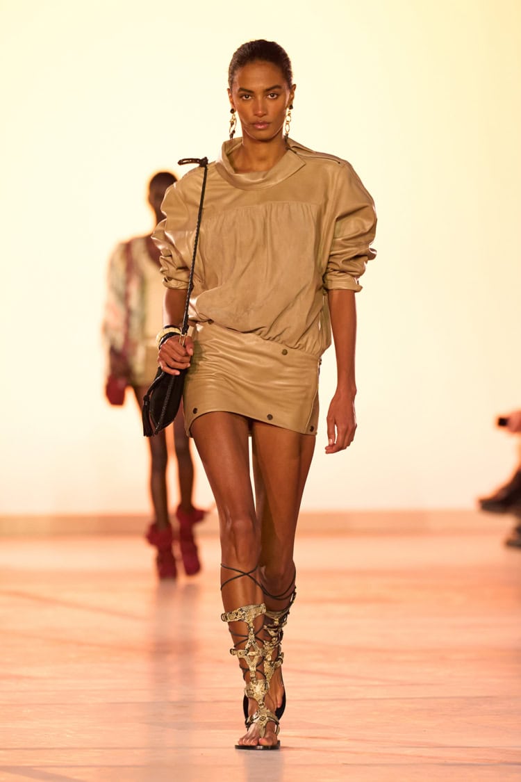 ISABEL MARANT 2025 SPRING SUMMER_009