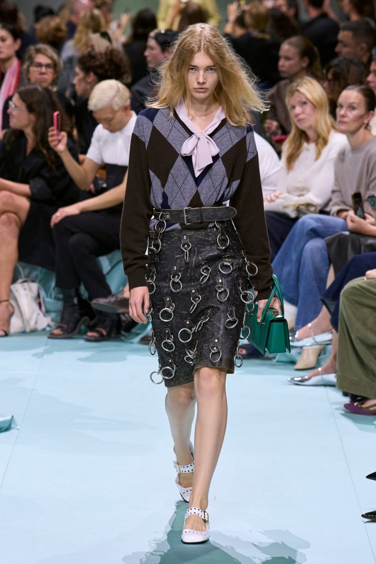 PRADA 2025 SPRING SUMMER_031