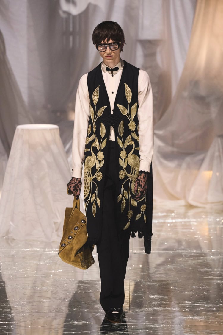 VALENTINO 2025 SPRING SUMMER_069