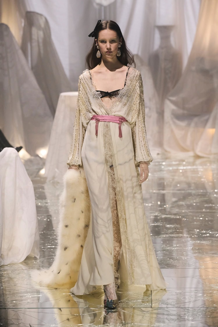 VALENTINO 2025 SPRING SUMMER_053