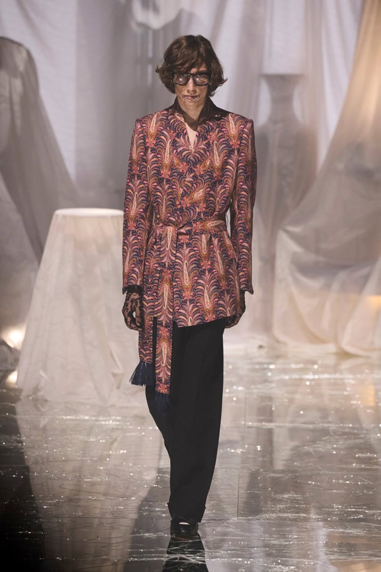 VALENTINO 2025 SPRING SUMMER_004