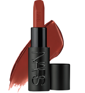 モデル使用色　¥5,280（NARS JAPAN）