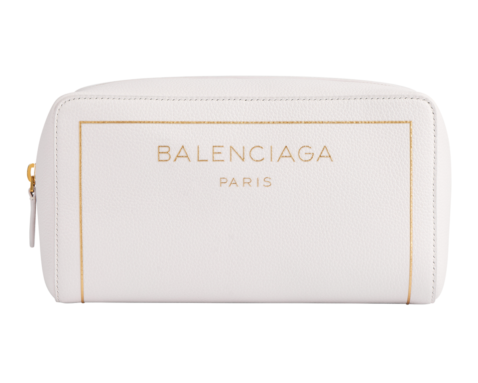 フレグランス コスメティックポーチ ¥123,200※予定価格（バレンシアガ／バレンシアガ クライアントサービス）