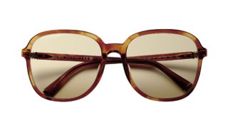 サングラス¥62,700(ミュウミュウ/ルックスオティカジャパン カスタマーサービス)