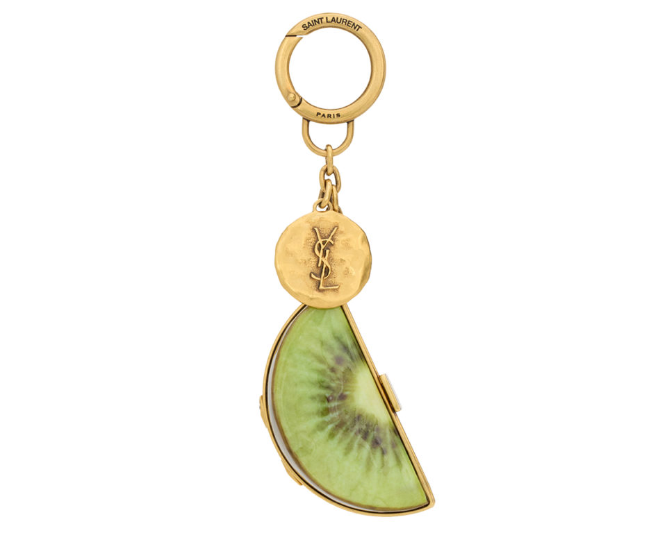 キウイ キーリング（レジン）¥126,500（サンローラン バイ アンソニー・ヴァカレロ／サンローラン クライアントサービス）