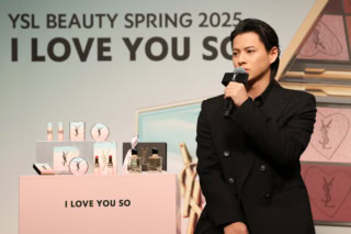 「I LOVE YOU SO」の魅力を熱く語る平野さん。オールバックがお似合いです♡