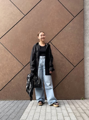 【おしゃれスナップ】韓国発TONYWACK（トニーワック）のシアーシャツが◎｜田井美也子さん