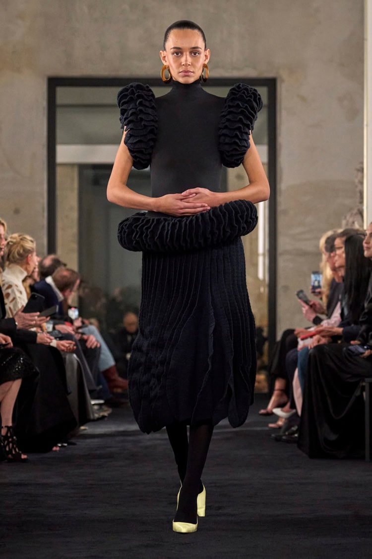 ALAïA 2025-26 AUTUMN WINTER_008