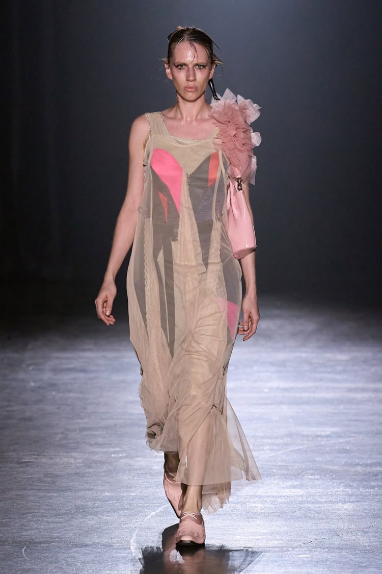 Chika Kisada 2025-26 AUTUMN WINTER_008