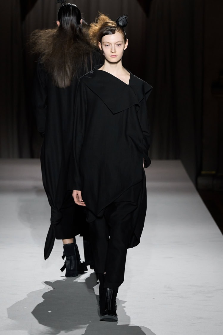 Yohji Yamamoto 2025-26 AUTUMN WINTER_018