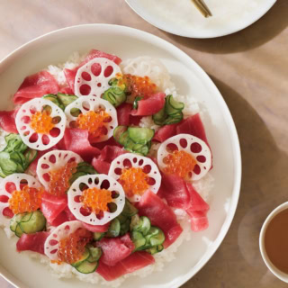 料理家市瀬悦子さんの『まぐろの彩り のっけ丼』