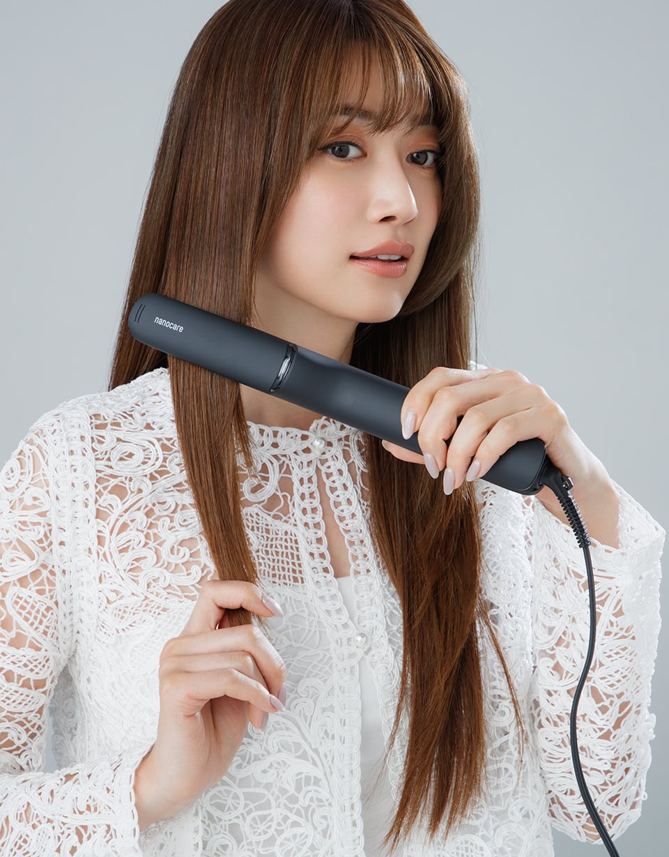 好きに ヨンアも実感！】高浸透ナノイーで圧倒的ツヤ髪へ ヘアアイロン