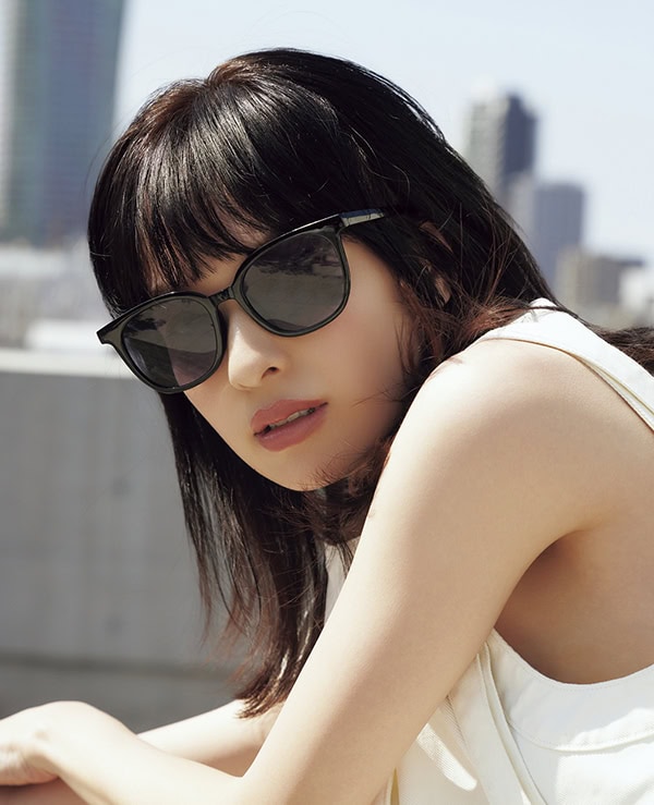 ベスト¥30,800、パンツ¥33,000（共にサージ／全てショールーム セッション）