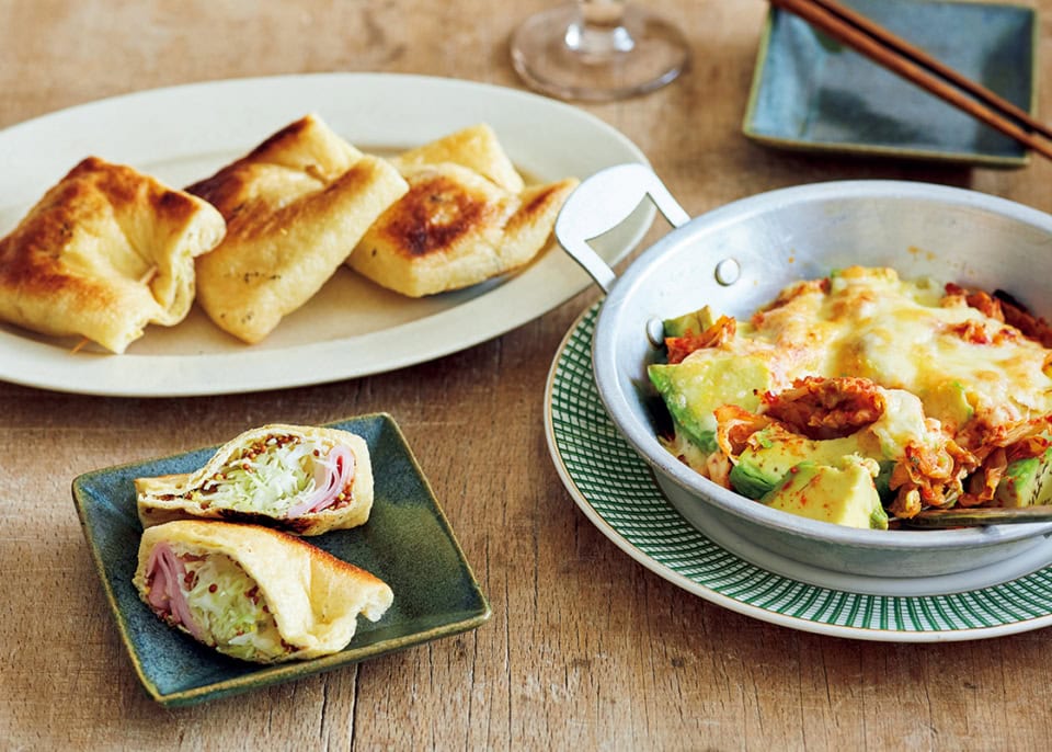 15分で絶品おつまみ完成!「アボカドとキムチのチーズ焼き」「ハムとキャベツの油揚げ焼き」レシピ