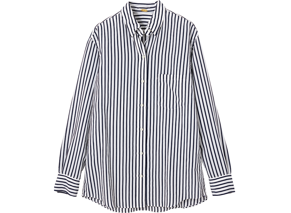 とにかく使える1枚。シャツ¥33,000（ドゥーズィエム クラス／ドゥーズィエム クラス 青山店）