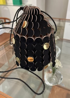 「MOON BLACK×GOLD」￥40,700（MARY AL TERNA ）