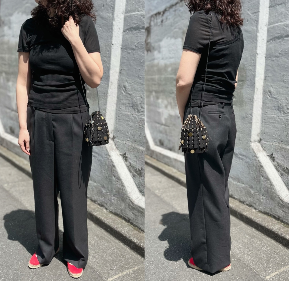 筆者は無類のミニバッグ好きでもあるので、このコンパクトなサイズ感もツボでした！