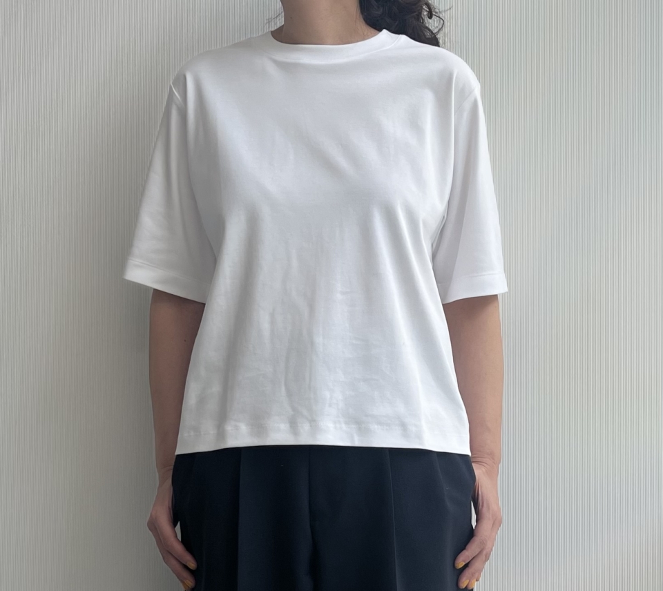 【無印良品】のTシャツ全8モデルを40代ライターが試着&徹底解説【すべて2,990円以下】