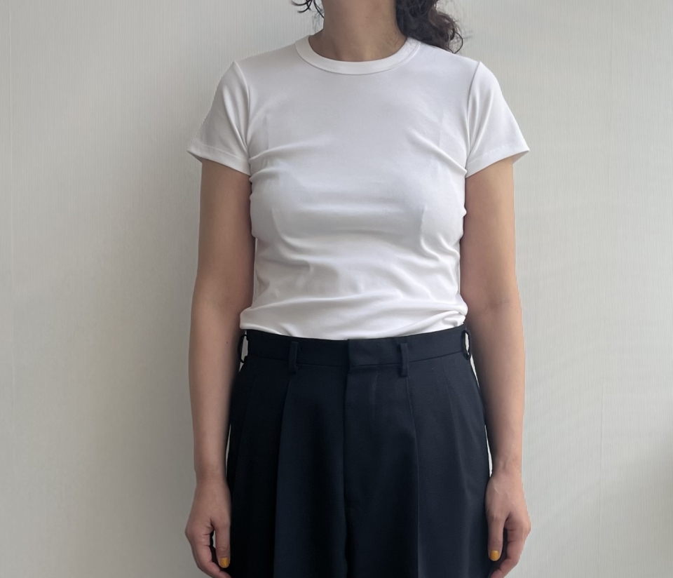 【無印良品】のTシャツ全8モデルを40代ライターが試着&徹底解説【すべて2,990円以下】