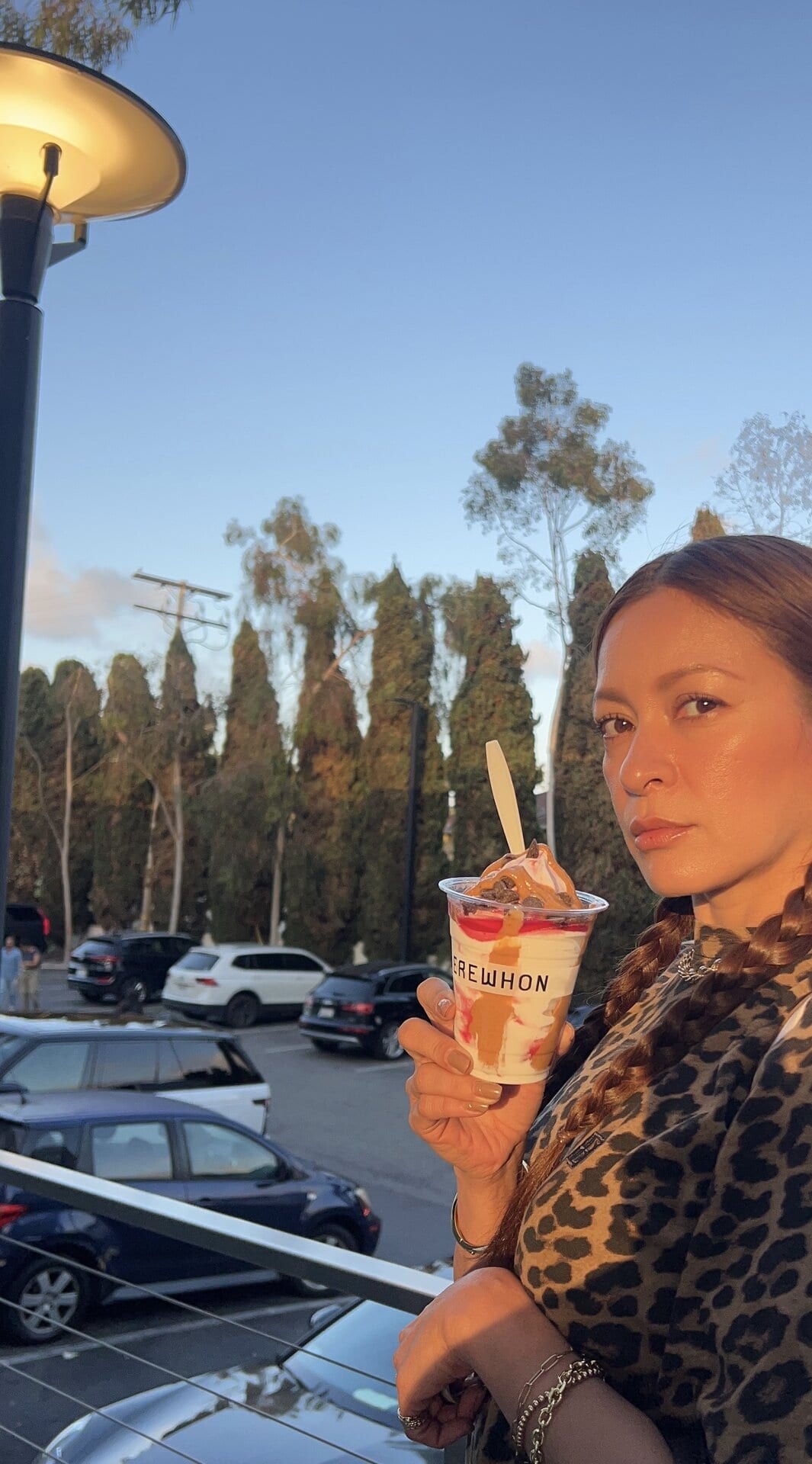 初めてヘイリー・ビーバーコラボのアイスクリームを食べました。美味しかった！