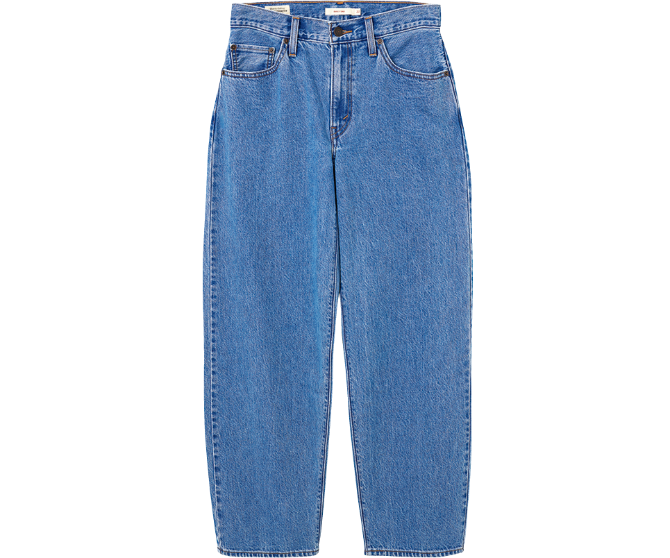 お父さんから借りたジーンズよりもバギーな“BAGGY DAD”シルエット。¥14,300（リーバイス®／リーバイ・ストラウス ジャパン）