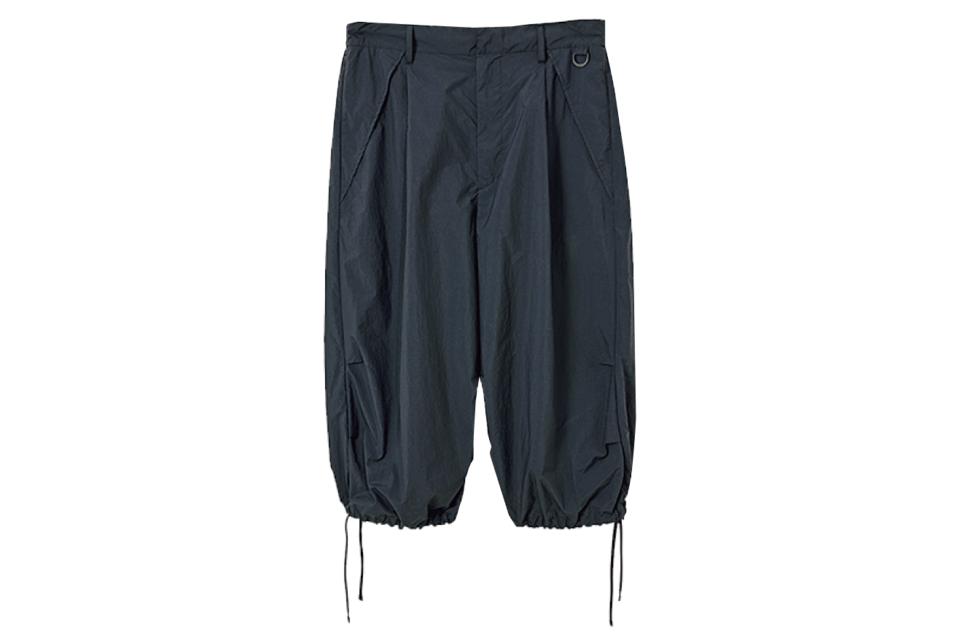 ハーフパンツ¥36,300（ディーベック／グローブライド）