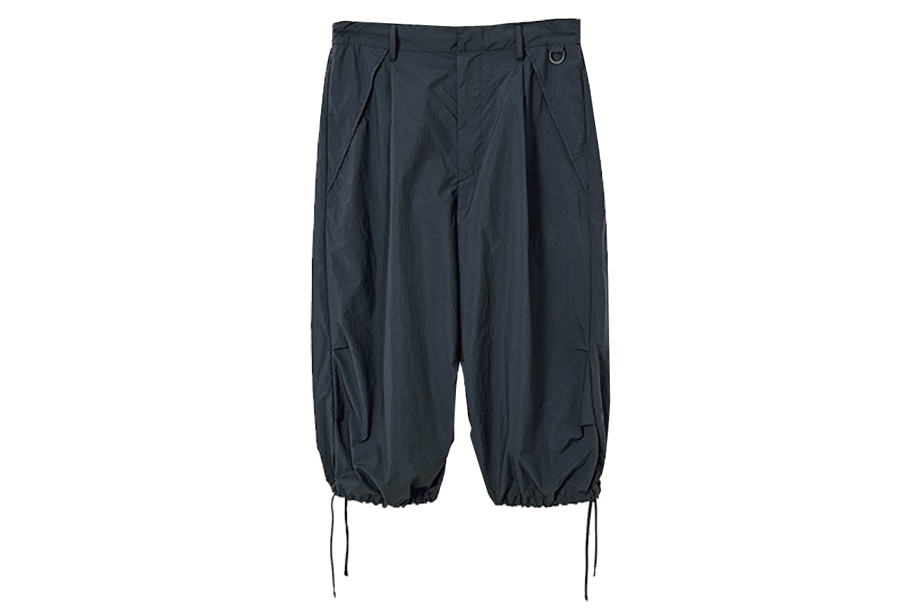 ハーフパンツ¥36,300（ディーベック／グローブライド）