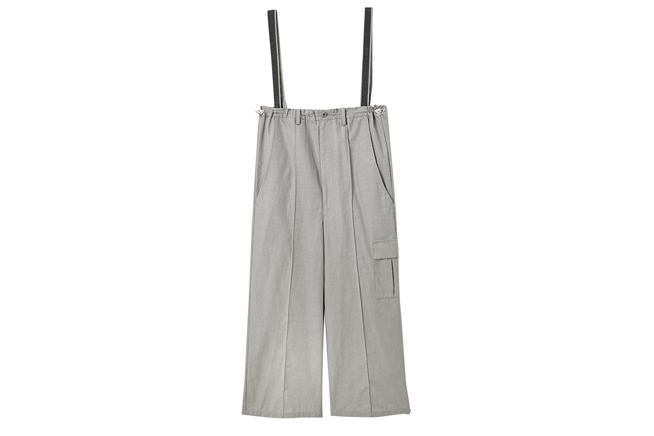 パンツ¥35,200（エフシーイー®／エフシーイーフラッグシップストアトウキョウ）
