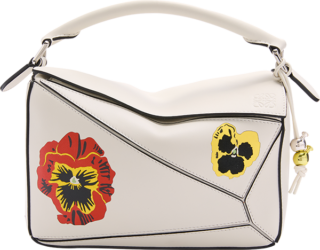 バッグ＜パズル10 ジョー・ブレイナード リエディション＞［H16.5×W24×D10.5cm］¥721,600（ロエベ／ロエベ ジャパン クライアントサービス）