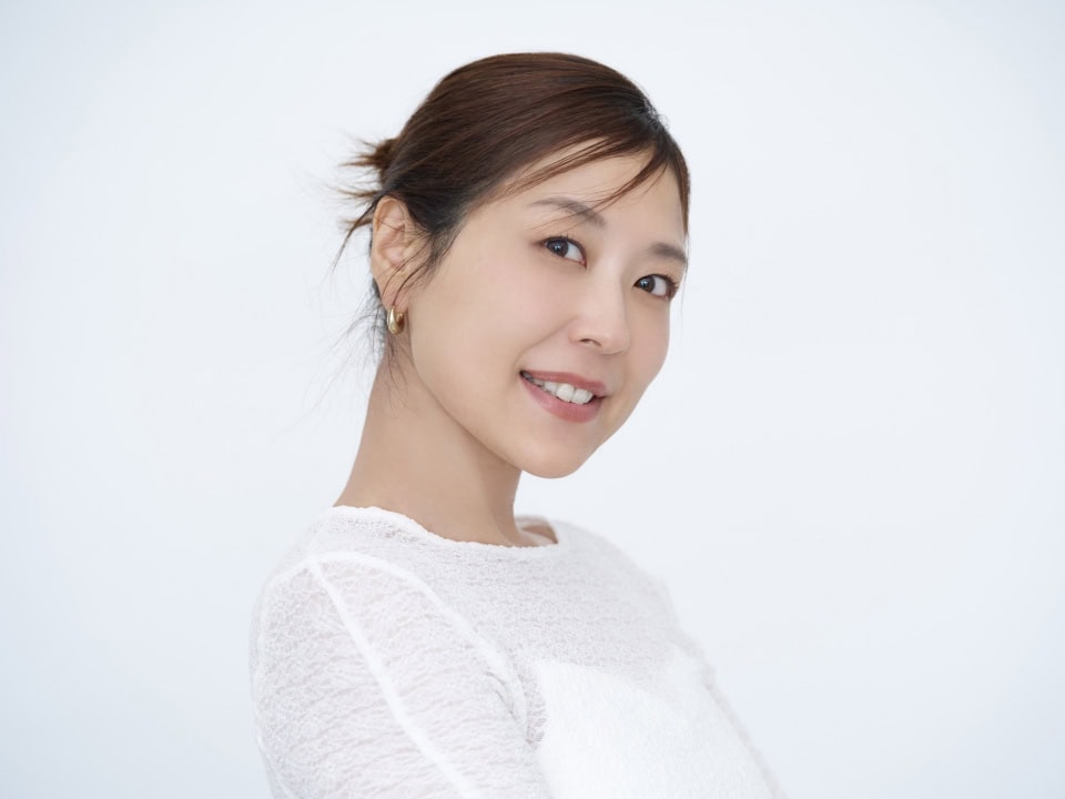 【美人コスメPRのポーチの中身】フジコのメロメロチークが最強！ちょい足しで顔が復活するお直しコスメ