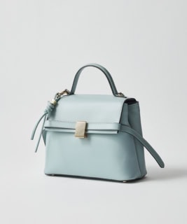 【ATELIER TOMORROWLAND（アトリエ トゥモローランド）】バッグ［H20×W25×D11㎝］¥71,500（アトリエ トゥモローランド／トゥモローランド）