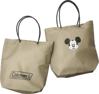© Disney サイズ（約）：H42×W30×D15㎝ ※防水・はっ水機能は付いていません