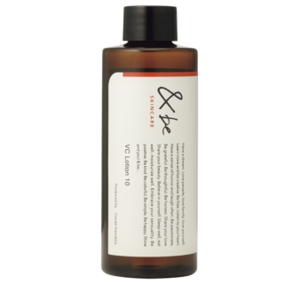 【SKIN CARE】ハリや透明感を叶える保湿ビタミンC誘導体を高配合。同 VCローション10 100mL ¥4,180（Clue）