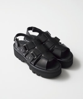 ［ヒール5㎝］¥61,600（ビューティフル シューズ × ハイク／ボウルズ）