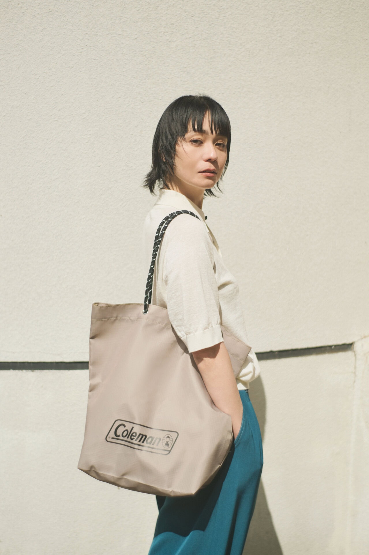 竹下玲奈さんが持つとなんでも洒落て見えるものですが、付録のバッグそのものもちゃんと洒落てますよ！