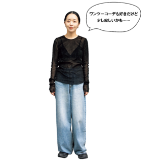 デニム¥18,700（リアム プラージュ／プラージュ 代官山店）、プラージュのカットソー、サロモンのスニーカー、その他は全て本人私物