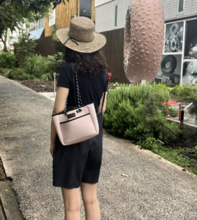 高身長なのでイマイチわかりにくいですが（苦笑）、マジで絶妙なサイズ感なんです！