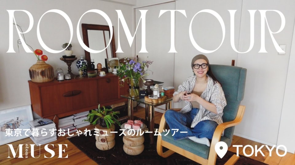 【お宅拝見】ヘアスタイリストshucoさんの「ウッド調でもほっこりさせない」1LDKのインテリア術が素敵！