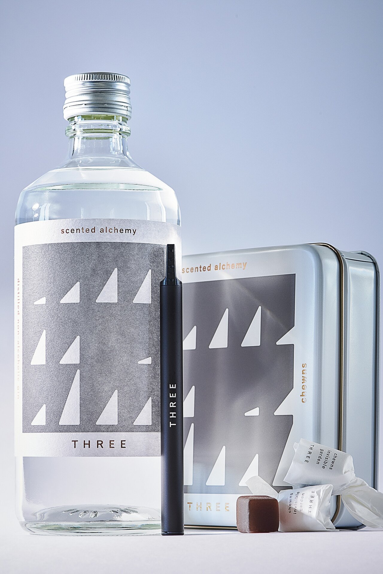 【限定販売 】 THREE センティッドアルケミー ディスティルド ジン THREE センティッドアルケミー ディスティルド ノンアルコール