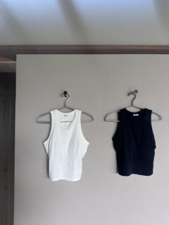 大草直子さん×UNDERSON UNDERSONのアメスリカップインタンクは2色買い